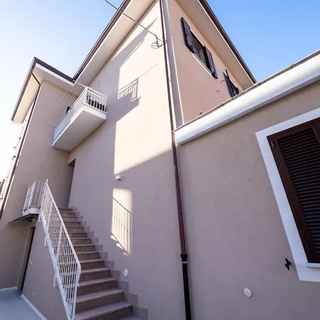 Comfort House * La Spezia